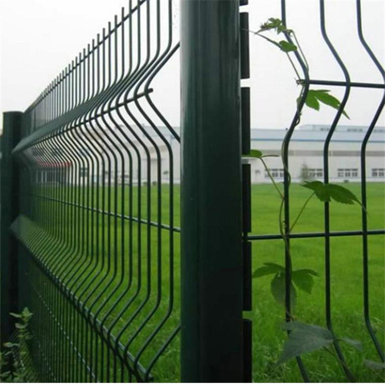 桃形柱護欄網案例展示圖片3